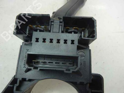 Used Steering column stalk VW PASSAT B5 (3B2) 1.9 TDI (115 hp) 9500169