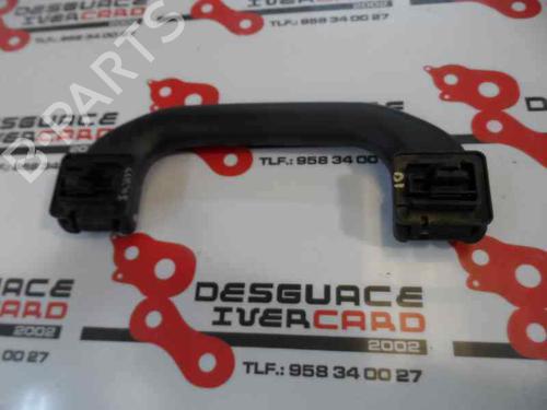 Used Front left interior door handle Front left interior door handle 3213302 3213302