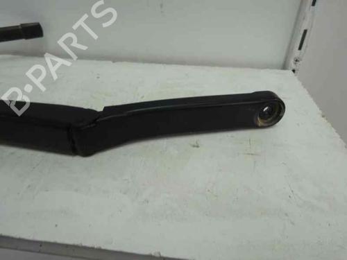 Used Front windshield wiper arm Front windshield wiper arm 10109427 10109427