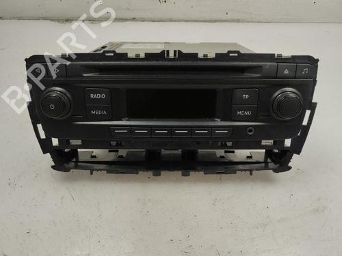 radio-seat-ibiza-iv-6j5-6p1-6j0035156-azt-2014-2008-2009-2010-2011-2012-2013-2014-2015-2016-2017-17962042 main image