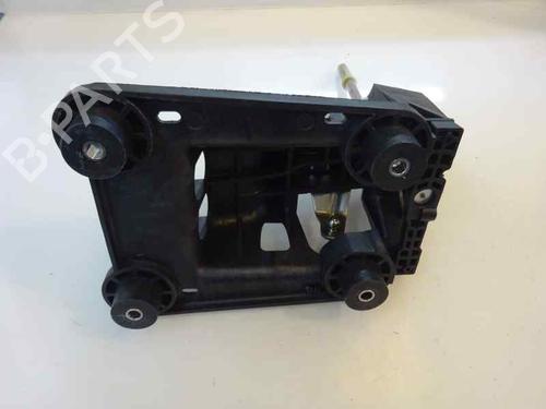 Used Gear lever PEUGEOT 208 I (CA_, CC_) 1.4 HDi (68 hp) 7438737