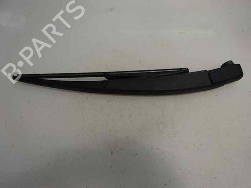 Used Rear windshield wiper arm Rear windshield wiper arm 7843408 7843408