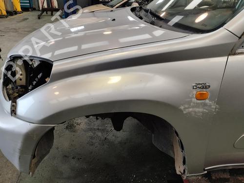 Used Left front fenders TOYOTA RAV 4 II (_A2_) [2000-2005]  16886721
