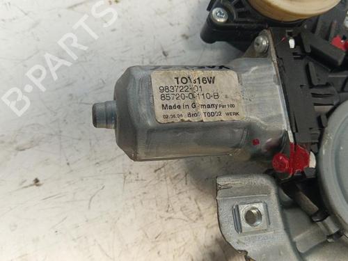 Used Front left window mechanism Front left window mechanism TOYOTA YARIS (_P9_) 1.4 D-4D (NLP90_, NLP90R) (90 hp) 35742529 35742529