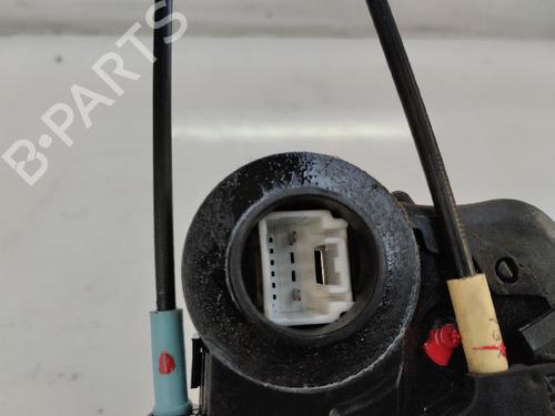 Høyre foran lås TOYOTA URBAN CRUISER (_P1_) 1.4 D-4D (NLP110_, NLP110R) (90 hp) 17084140