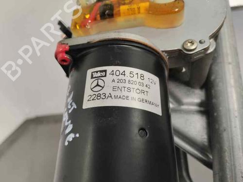 Essuie-glace moteur avant MERCEDES-BENZ CLK (C209) CLK 270 CDI (209.316) (170 hp) 26568025