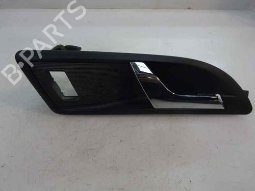 Used Front right interior door handle Front right interior door handle 9250500 9250500