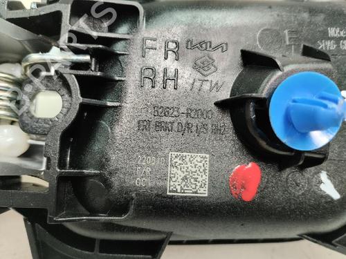 Used Front right interior door handle Front right interior door handle 17976071 17976071