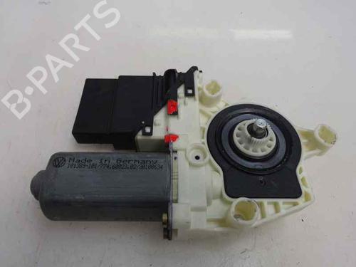 Motor elevalunas trasero izquierdo VW GOLF IV (1J1) 1.6 16V (105 hp) 3253854