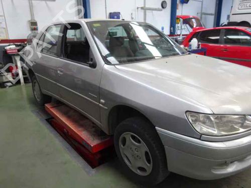 Left taillight PEUGEOT 306 (7B, N3, N5) 1.9 D | BP5657270C34 