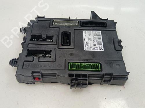 Used Fuse box Fuse box 38060506 38060506