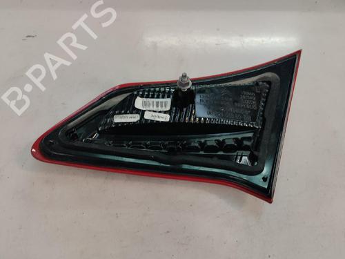 Used Left tailgate light Left tailgate light 15506292 15506292