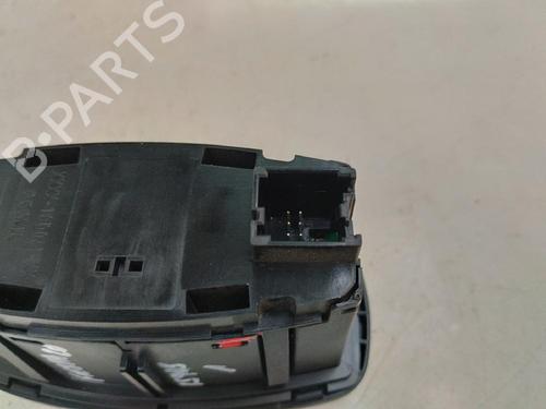 Used Headlight switch FORD FIESTA VII (HJ, HF) 1.5 TDCi (86 hp) 17218376
