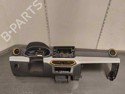 Dashboard SEAT ARONA (KJ7, KJP) 1.0 TSI | BP27535825C46 - Image 6