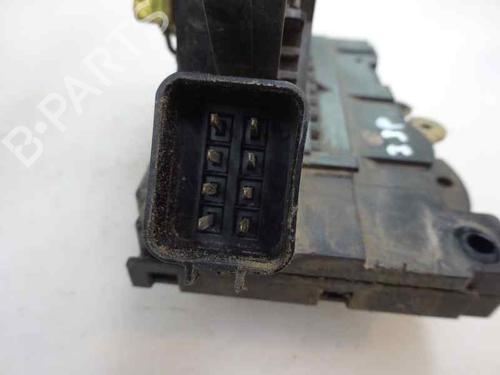 Venstre foran lås FORD FOCUS I (DAW, DBW) 1.6 16V (100 hp) 8600453