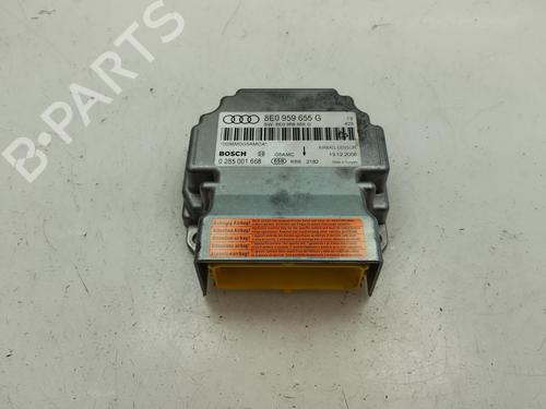 Airbag module AUDI A4 B6 (8E2) 2.0 (130 hp) 18528327