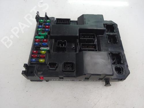 Used Fuse box PEUGEOT 307 SW (3H) 2.0 HDI 90 (90 hp) 10658390