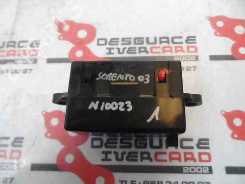 Used Display monitor Display monitor KIA SORENTO I (JC) 2.5 CRDi 4WD (140 hp) 3450242 3450242