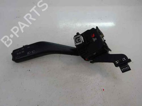 Steering column stalk SEAT LEON (1P1) 2.0 TDI | BP9137368I23