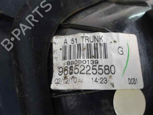 Used Left tailgate light Left tailgate light 8370115 8370115
