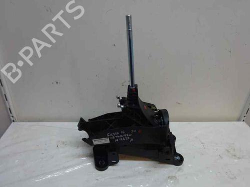 Used Gear lever FORD FIESTA VI (CB1, CCN) 1.5 TDCi (75 hp) 7438824