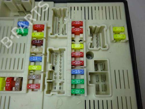 Used Fuse box Fuse box 1499715 1499715