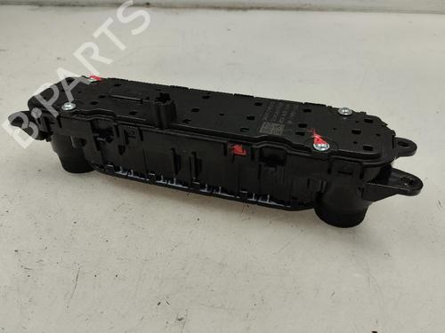 BP19795945E6 main image