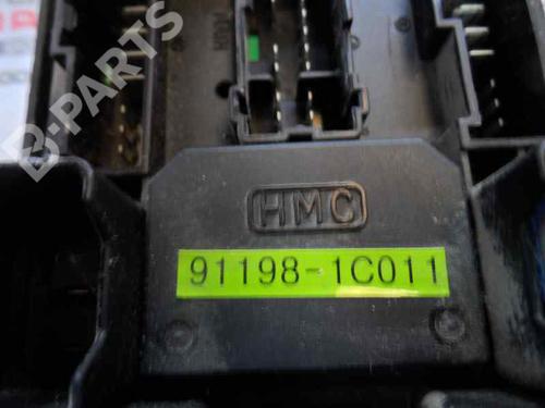 Fuse box HYUNDAI GETZ (TB)  | BP586410E1 