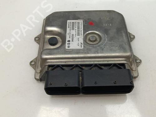 Used Engine control unit (ECU) Engine control unit (ECU) FIAT PUNTO (199_) 1.3 D Multijet (75 hp) 35745483 35745483