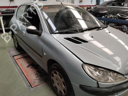 Fuse box PEUGEOT 206 Hatchback (2A/C) 1.4 16V | BP17716026E1 