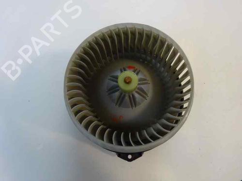 Used Heater blower motor TOYOTA YARIS (_P9_) 1.4 D-4D (NLP90_, NLP90R) (90 hp) 1029752
