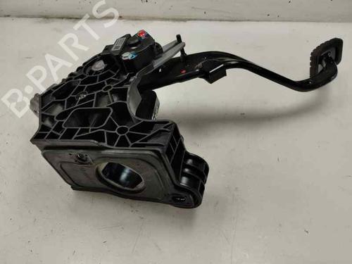 Pedal embraiagem Pedal embraiagem 29134362 29134362