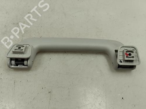 Used Front left interior door handle Front left interior door handle 19796453 19796453