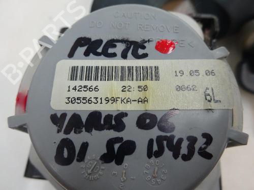 Used Front left seatbelt TOYOTA YARIS (_P9_) 1.3 VVT-i (SCP90_, SCP90R) (87 hp) 11719666