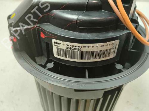 Used Heater blower motor Heater blower motor DACIA SANDERO II TCe 90 (B8M1, B8MA, B8AC) (90 hp) 27526752 27526752