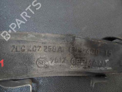Used Right front steering knuckle VW TOUAREG (7LA, 7L6, 7L7) 3.0 V6 TDI (225 hp) 809791