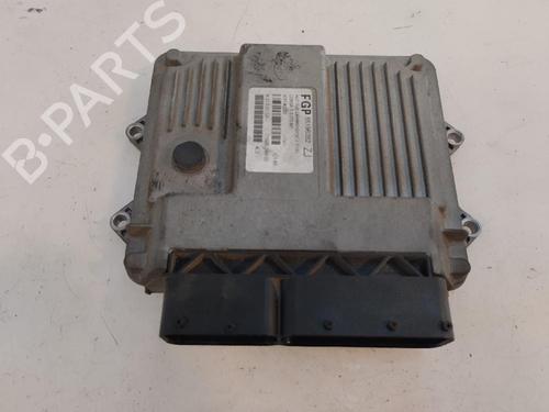 Used Engine control unit (ECU) OPEL CORSA C (X01) 1.3 CDTI (F08, F68) (70 hp) 17109732