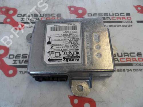 Steuergerät Airbag für RENAULT SCÉNIC II (JM0/1_) 1.9 dCi (JM14) (131 hp) 586211