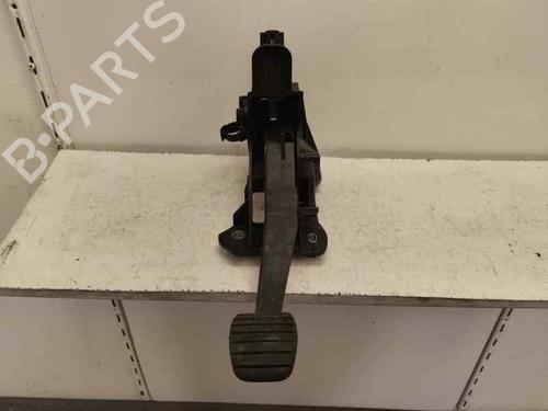koblingspedal DACIA SANDERO II TCe 90 (B8M1, B8MA, B8AC) (90 hp) 27526791