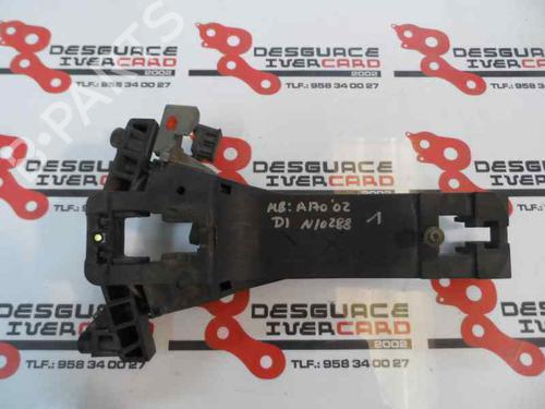 Used Front left interior door handle MERCEDES-BENZ A-CLASS (W168) A 170 CDI (168.009, 168.109) (95 hp) 3213215