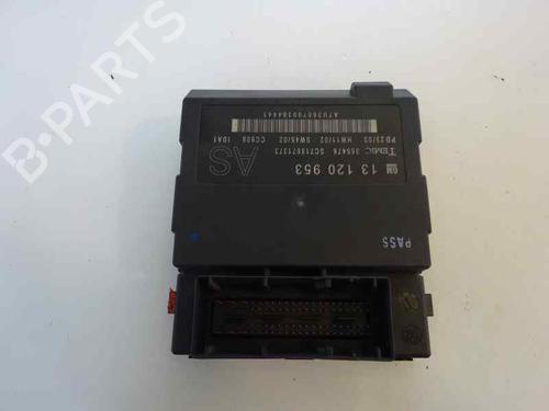 Used Electronic module OPEL VECTRA C (Z02) 2.2 DTI 16V (F69) (125 hp) 1042630