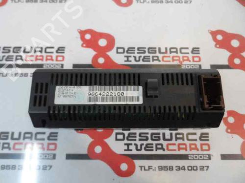 Used Display monitor CITROËN C4 I (LC_) 1.4 16V (88 hp) 3450253