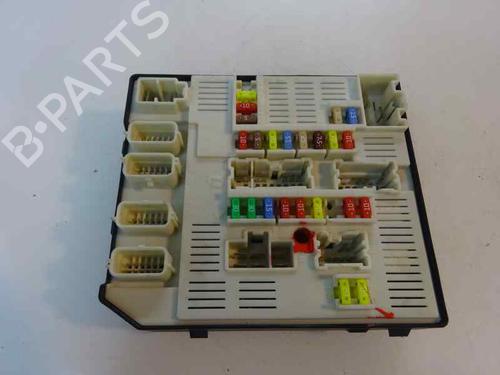 Used Fuse box RENAULT MEGANE III Hatchback (BZ0/1_, B3_) 1.5 dCi (BZ09, BZ0D, BZ1W, BZ29, BZ14) (110 hp) 1795983