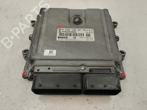 Used Engine control unit (ECU) Engine control unit (ECU) 35740469 35740469