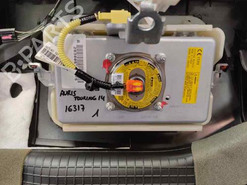 Dashboard TOYOTA AURIS Estate (_E18_) 2.0 D-4D (ADE186_) (124 hp) 30541167