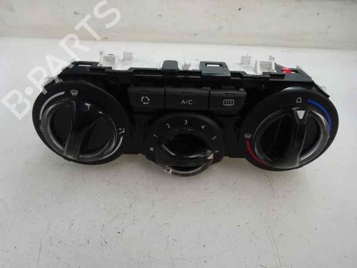 Used Climate control Climate control 7108158 7108158