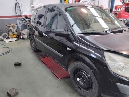 Fuse box RENAULT SCÉNIC II (JM0/1_) 1.9 dCi (JM14) | BP21395148E1 