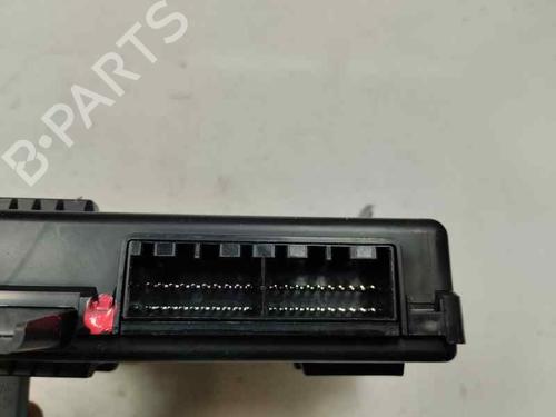 Used Fuse box Fuse box 29133825 29133825
