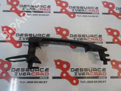 Højre bagtil udvendigt håndtag MERCEDES-BENZ M-CLASS (W163) ML 270 CDI (163.113) (163 hp) 1623560