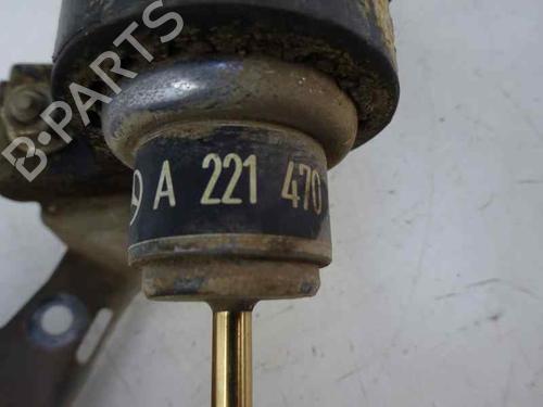 Drivstoffpumpe MERCEDES-BENZ S-CLASS (W221, V221) S 320 CDI 4-matic (221.080, 221.180) (235 hp) 7497884